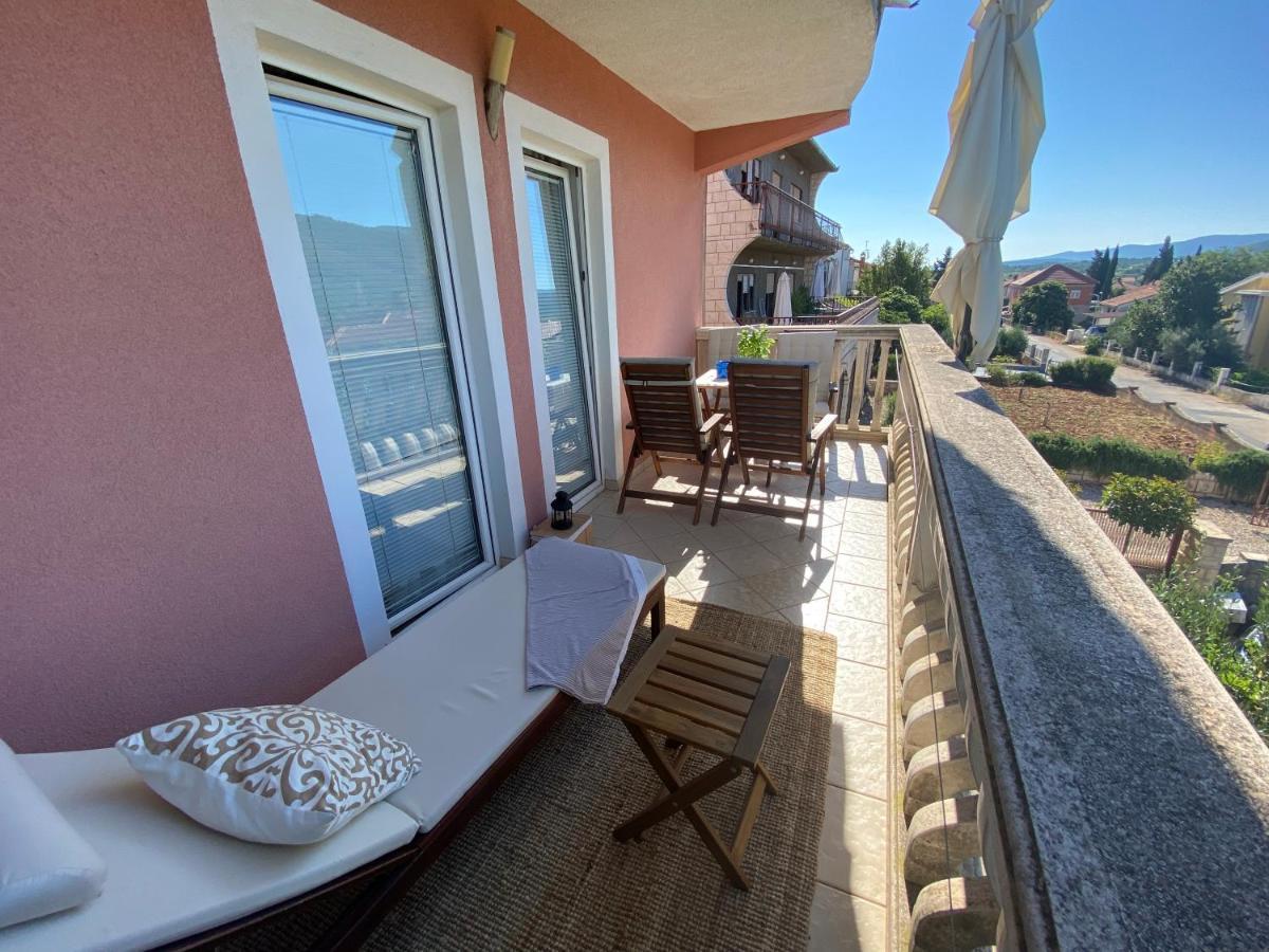 Apartmani Peric Stari Grad  Exterior foto