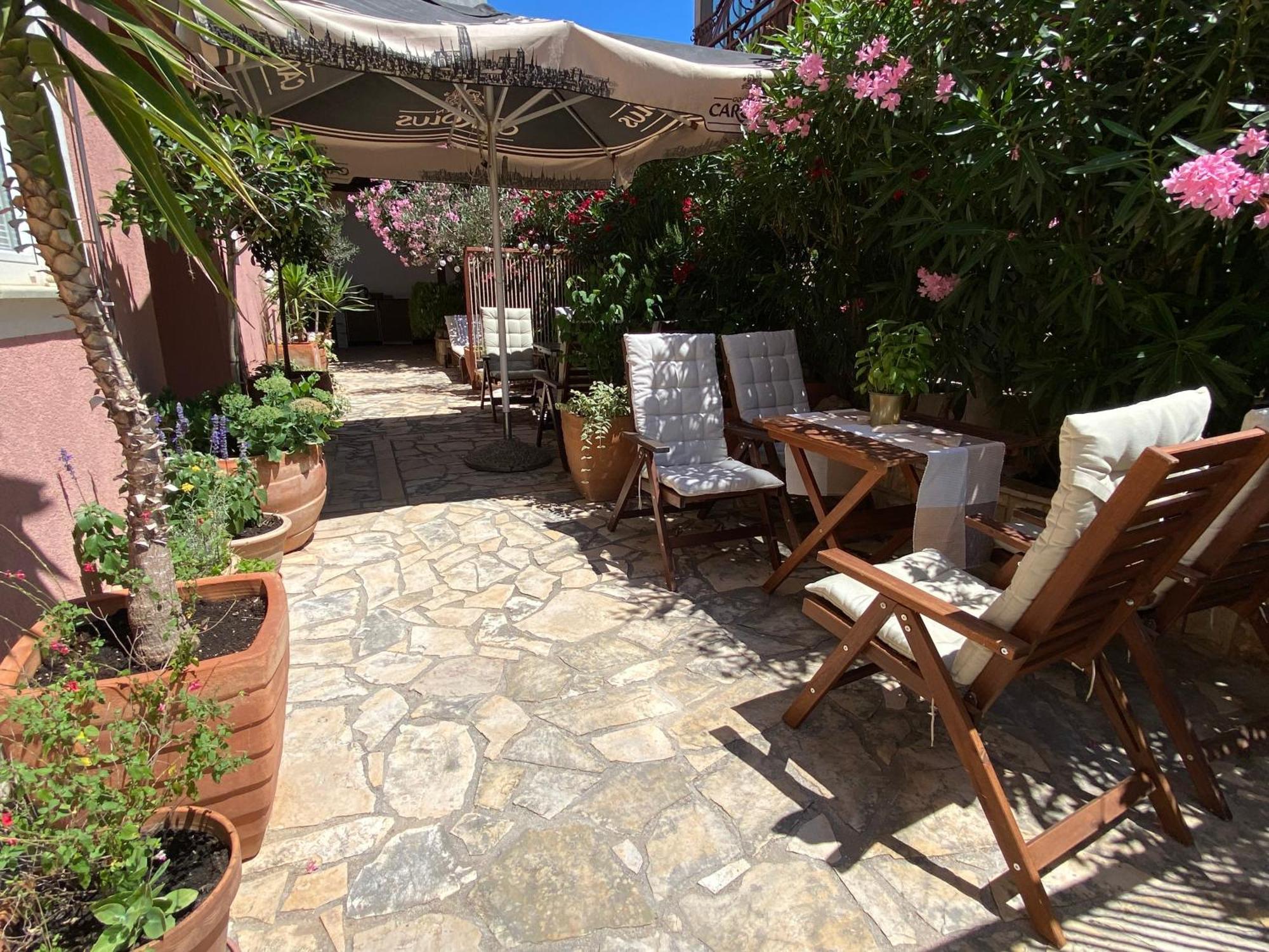 Apartmani Peric Stari Grad  Exterior foto